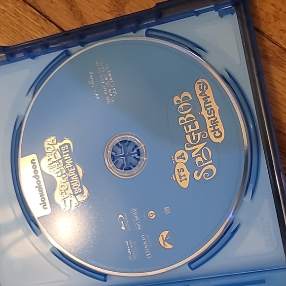 SpongeBob Christmas movie DVD & Blu-ray, EUC - Picture 3 of 4